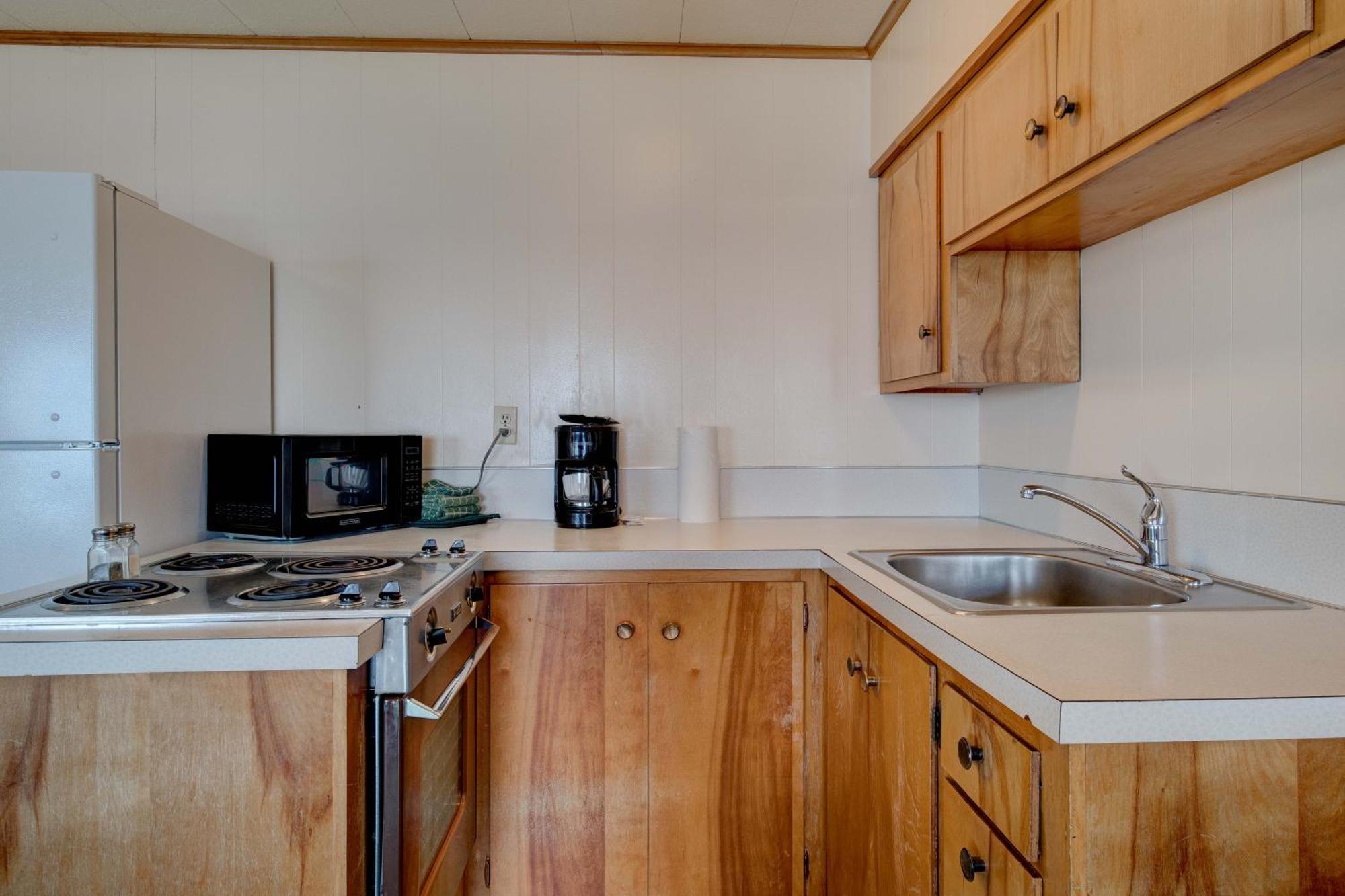 Ester Lee Oceanview Inn Lincoln City Bilik gambar