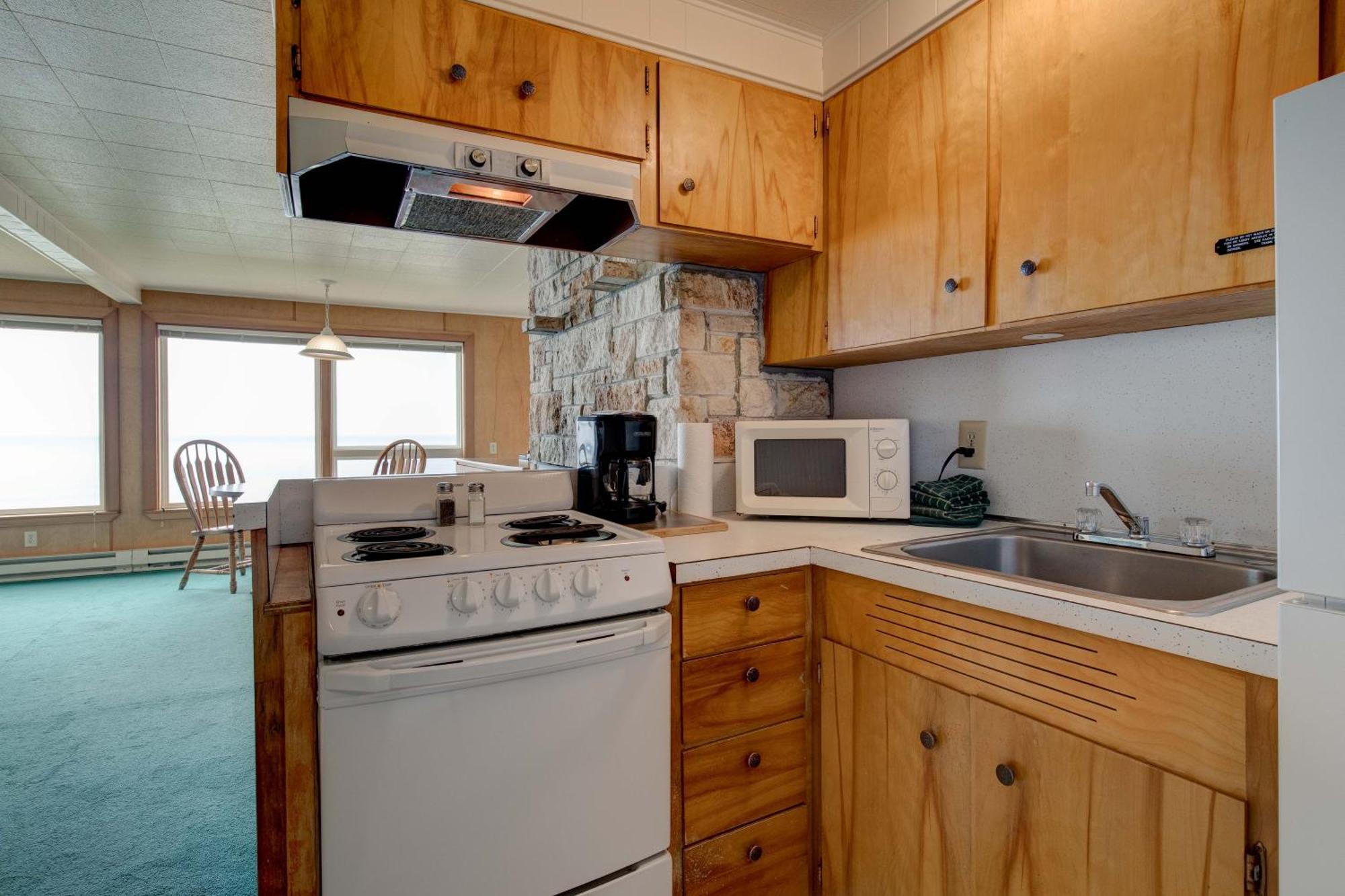 Ester Lee Oceanview Inn Lincoln City Bilik gambar