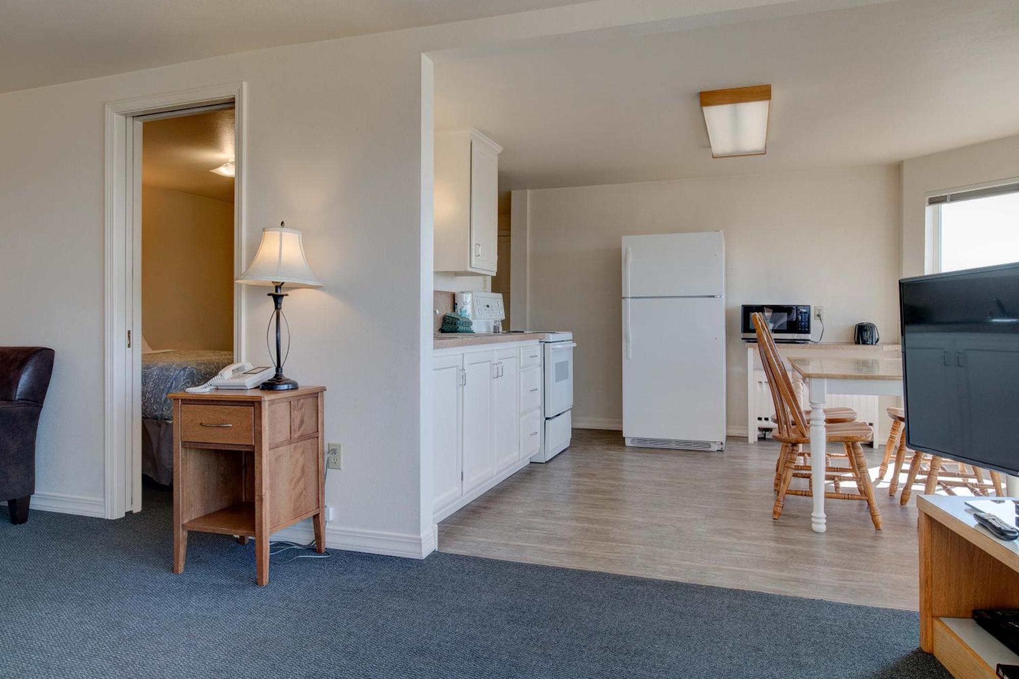 Ester Lee Oceanview Inn Lincoln City Bilik gambar